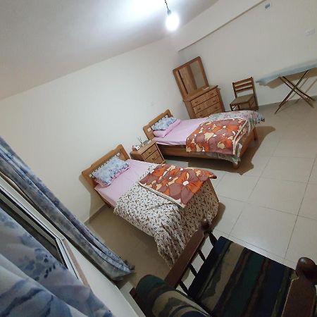 Hotel The Oaks Madaba Exterior foto